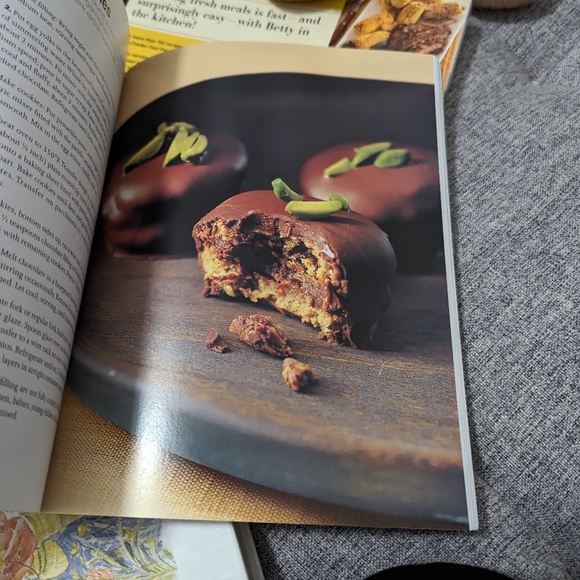- Martha Stewart's Cookies . Cookbook. - Picture 7 of 13